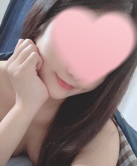 新宿の人妻デリヘルなら【麗しい人妻 新宿本店】若妻熟女風俗店 海(うみ)の画像